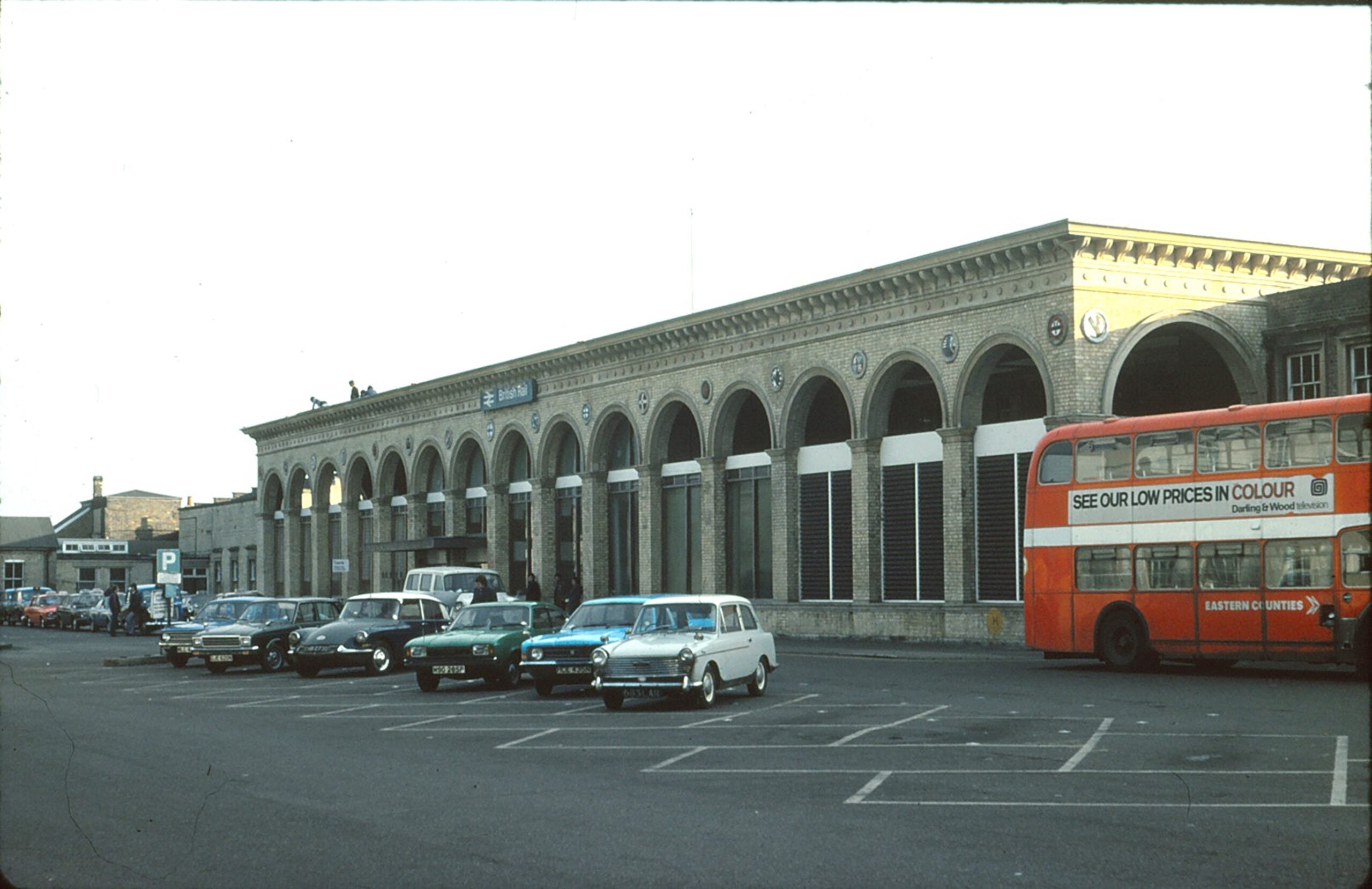 Cambridge station exterior, 1975